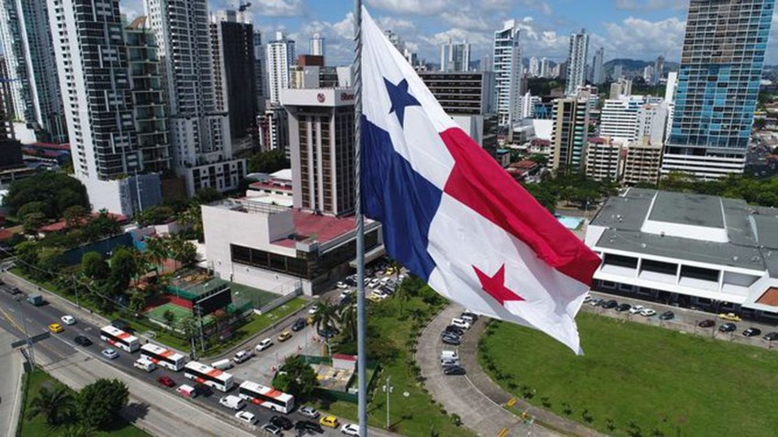 Panamá podría salir de la lista gris del GAFI