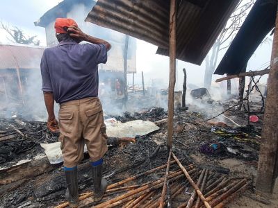 Al menos 12 casas afectadas tras incendio en la comarca Guna Yala