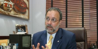 Valdés Escófery explica proceso para inhabilitar a Ricardo Martinelli
