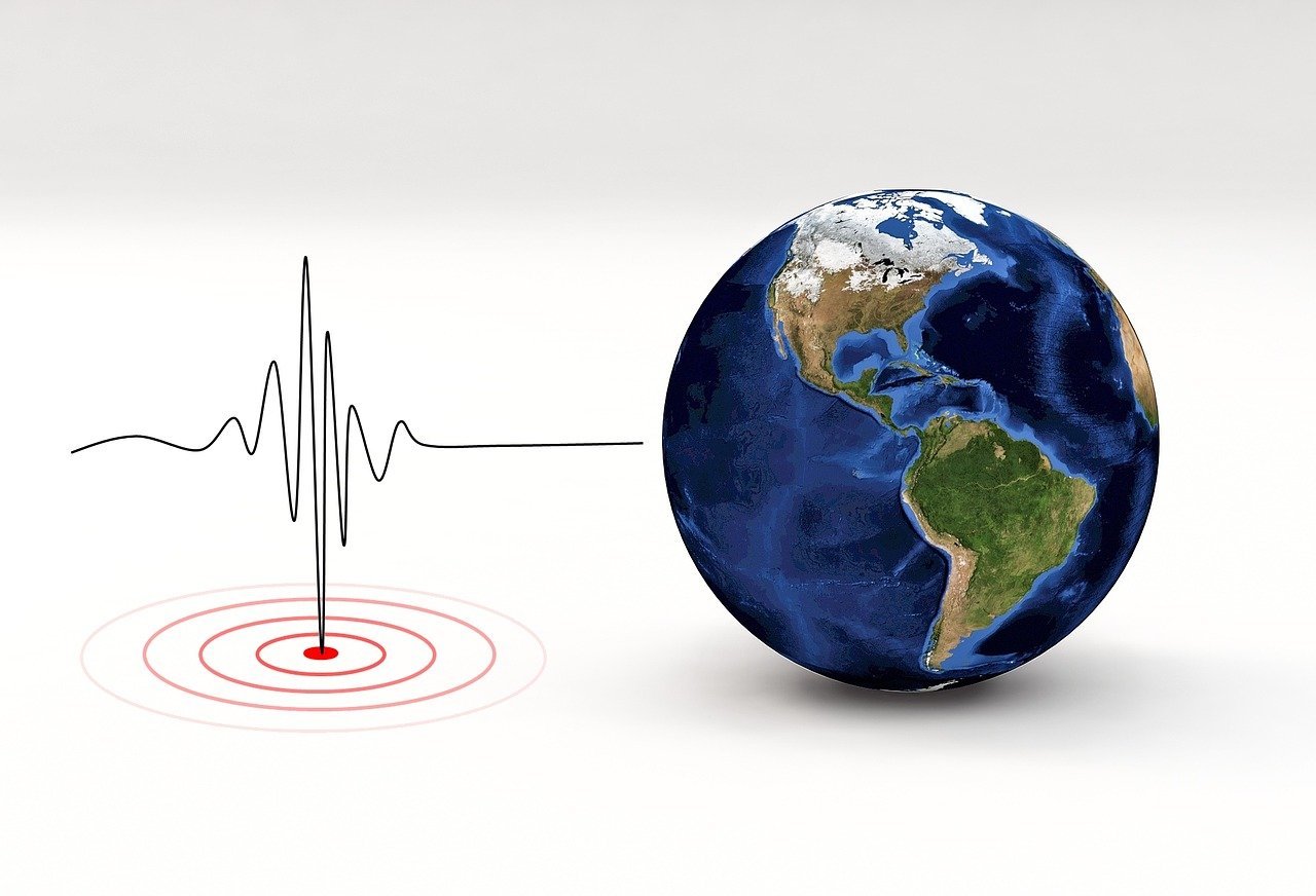 Fuerte sismo sacude el norte de Perú y el sur de Ecuador