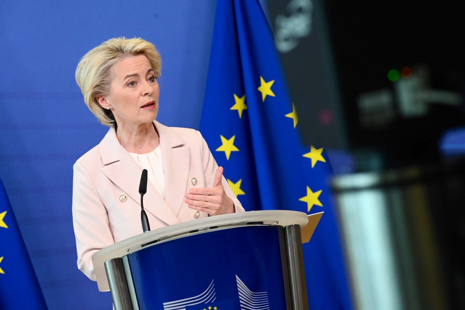 Von der Leyen asegura que Putin debe perder la guerra